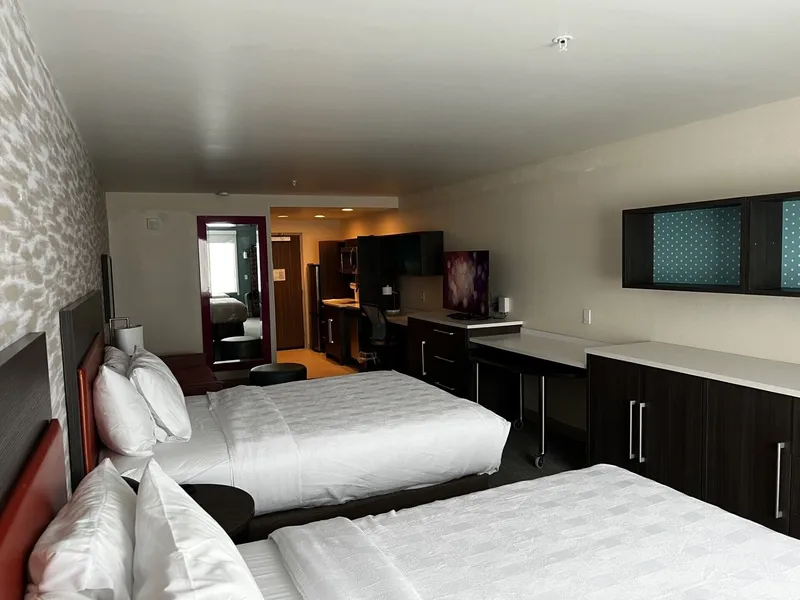 Home2 Suites by Hilton Hinesville hotel detail image 2