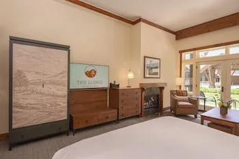 The Lodge at Spruce Peak, a Destination by Hyatt Residence hotel thumbnail 7