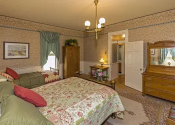 TA Ranch hotel thumbnail 3