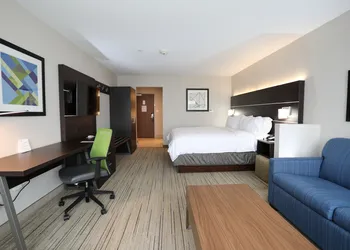 Holiday Inn Express & Suites Forney by IHG hotel thumbnail 5
