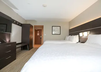 Holiday Inn Express & Suites Forney by IHG hotel thumbnail 8