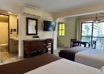 Hotel Hacienda Maria Eugenia Acapulco hotel thumbnail 6