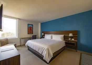 Holiday Inn Express Merida Centro by IHG hotel thumbnail 5