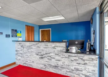 SureStay Hotel by Best Western Lenoir City hotel thumbnail 2