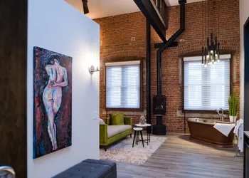 48 King West Boutique Hotel hotel thumbnail 6