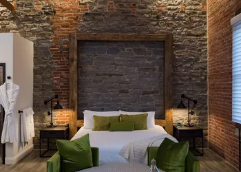 48 King West Boutique Hotel hotel thumbnail 7