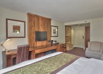 Blue Mountain Resort Inn hotel thumbnail 7