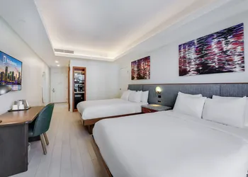 CIRC Hotel By Hosteeva hotel thumbnail 6