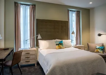 Inn On Camac hotel thumbnail 8