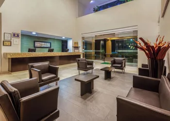 La Quinta by Wyndham Poza Rica hotel thumbnail 2