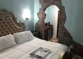 Haunted Hotel New Orleans hotel thumbnail 3