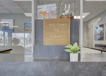 Ocean 7 hotel thumbnail 2