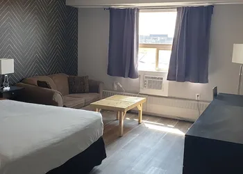 Frontier Hotel hotel thumbnail 4