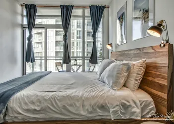 New Modern - DT King W Spacious 3BR hotel thumbnail 5