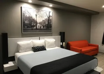 Crystal Inn hotel thumbnail 4