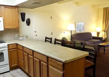 Pima Inn Suites at Talking Stick hotel thumbnail 2