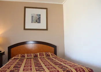 LoneStar Inn & Suites hotel thumbnail 6
