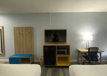 Days Inn by Wyndham Dodge City hotel thumbnail 7