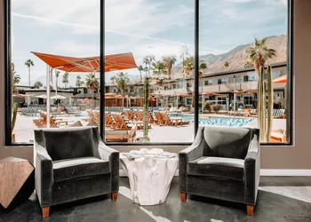 V Capri Palm Springs, a Dolce by Wyndham hotel thumbnail 4