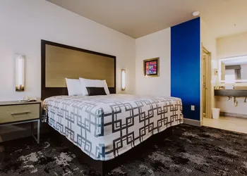 Palace Inn Airtex hotel thumbnail 4