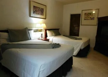 Hotel Urdinola hotel thumbnail 4