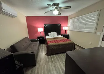 Western Motel hotel thumbnail 5