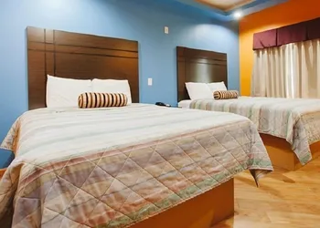 Palace Inn hotel thumbnail 2