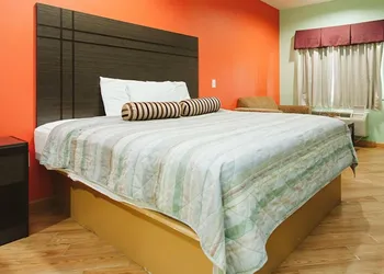 Palace Inn hotel thumbnail 3