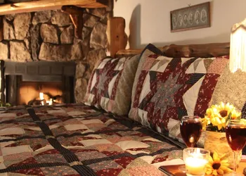 Crystal Cove Bed and Breakfast hotel thumbnail 5