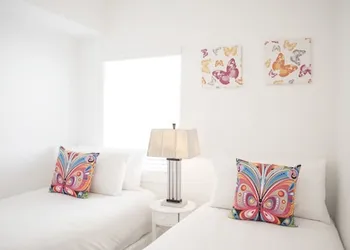 Sobe Lux hotel thumbnail 3