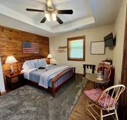 Walnut Waters Bed & Breakfast hotel detail image 7