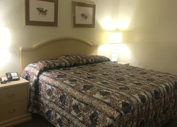 Western Motel hotel thumbnail 6