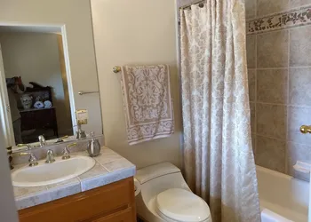 Sunshine Mountain Bed and Breakfast hotel thumbnail 6
