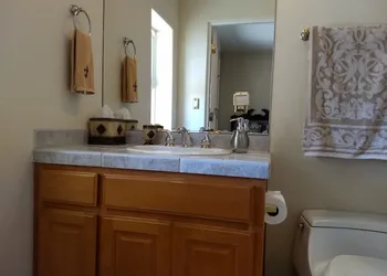 Sunshine Mountain Bed and Breakfast hotel thumbnail 7