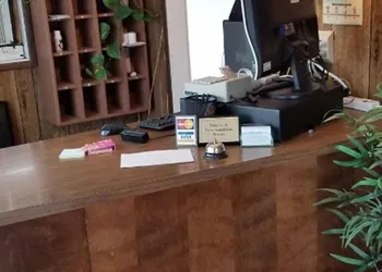 Modoc Inn hotel thumbnail 2