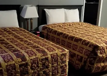 Modoc Inn hotel thumbnail 4