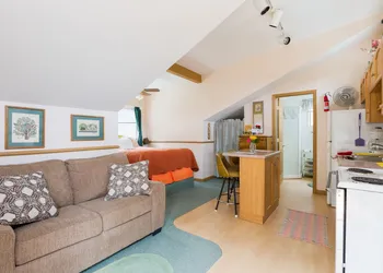 Crown King Cabins Suites and Bunkhouse hotel thumbnail 5