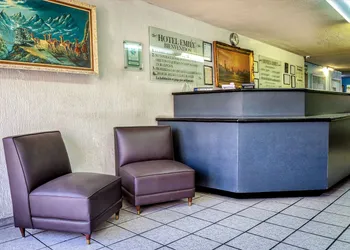 Hotel Emily hotel thumbnail 3