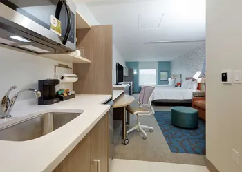 Home2 Suites by Hilton Yakima Airport hotel thumbnail 7