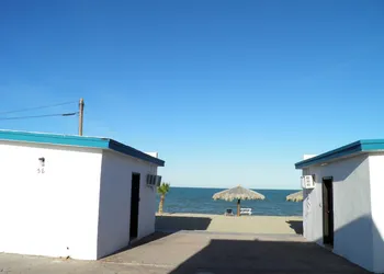 Seaside Hotel & Victor's RV Park hotel thumbnail 5