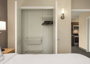 TownePlace Suites by Marriott Janesville hotel thumbnail 5