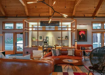 Headlands Coastal Lodge & Spa hotel thumbnail 2