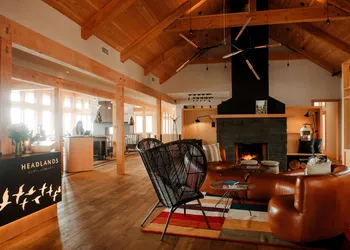 Headlands Coastal Lodge & Spa hotel thumbnail 3