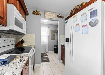 Dream Weaver 2 Bedroom Condo by RedAwning hotel thumbnail 7