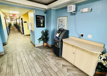 Relax Inn hotel thumbnail 7