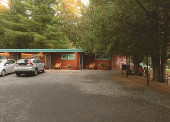 Motel Long Lake and Cottages hotel thumbnail 7