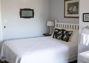 Chalfonte Hotel hotel thumbnail 2