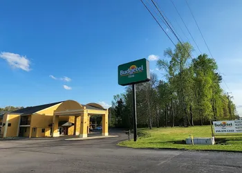 Days Inn by Wyndham Scottsboro AL hotel thumbnail 5
