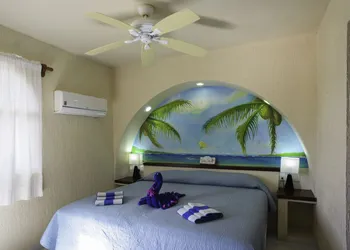 Villas De Rosa Beach Resort hotel thumbnail 5