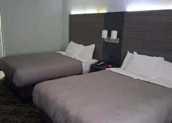 Quality Inn hotel thumbnail 3